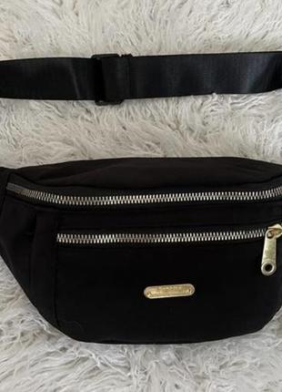 Сумка на пояс бананка стиль kors