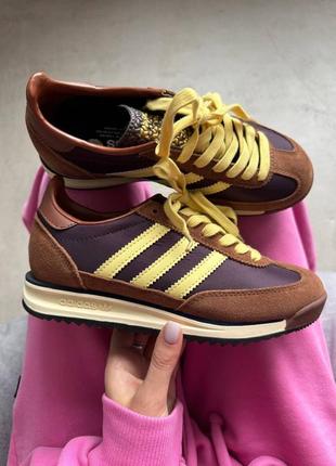 Кроссовки adidas