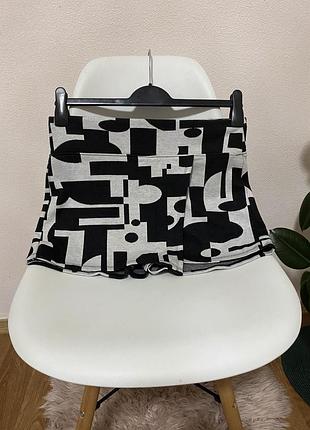 Юбка/шорты. нов. размер l. bershka.