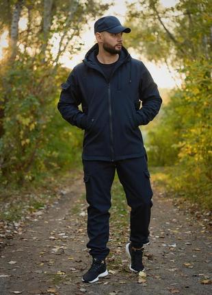 Чоловічій демісезонний костюм з плащівки softshell