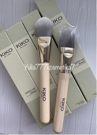 Пензлик для тонального крему kiko milano bb brushing