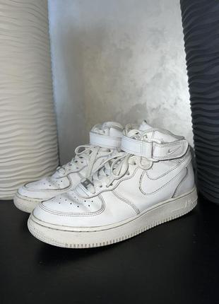 Кеди високі muzhskie krossovki nike air jordan super fly mvp belyj chernyj.