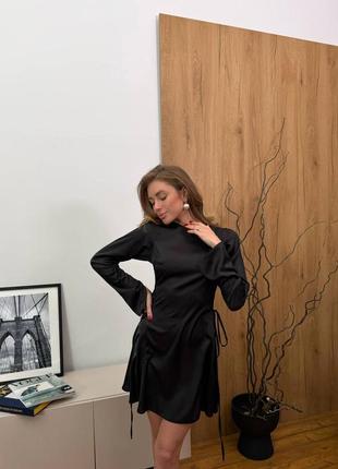 Женское мини платье на завязках