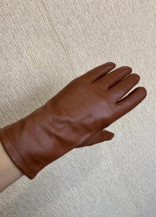 Красивые, качественные кожаные перчатки marks & spencer, 100% натуральная кожа
