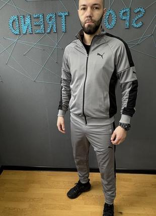 Мужской спортивный костюм puma.