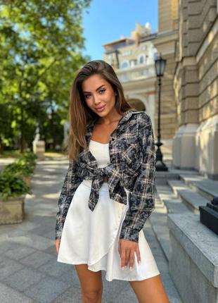 Сорочка в клітинку