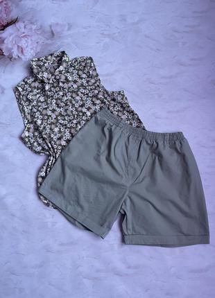 Шорти шорты