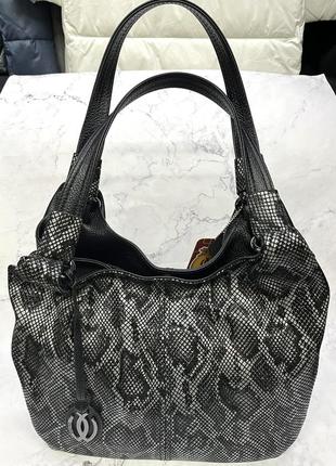 Сумка 33 см х 25 см х 18 см велика шкіряна