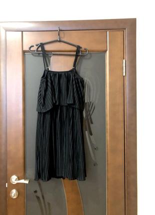 Красивое чёрное платьице 5