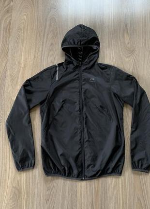Мужская непромокаемая непродуваемая ветровка decathlon