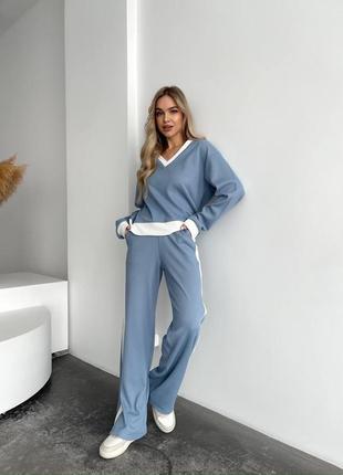 Костюм женский