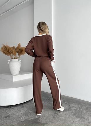 Костюм женский