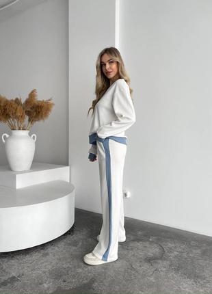 Костюм женский