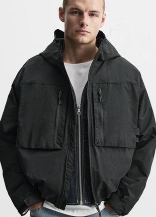 Водовідштовхувальна куртка з капюшоном zara (весна-осінь)