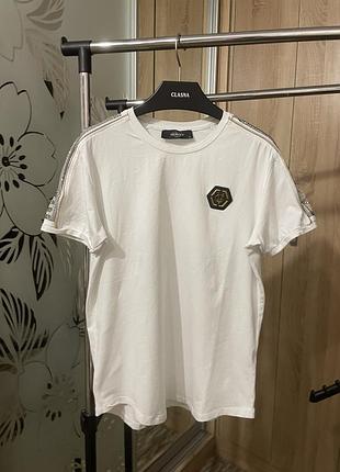 Шикарная, качественная мужская футболка, s