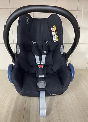 Продам детское кресло maxi cosi cabriofix