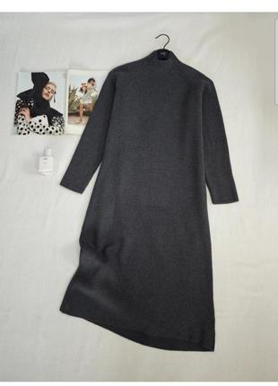 Дуже гарна  базова сукня zara