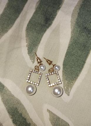 Невероятно нежные и стильные серьги с жемчужинами и камушками