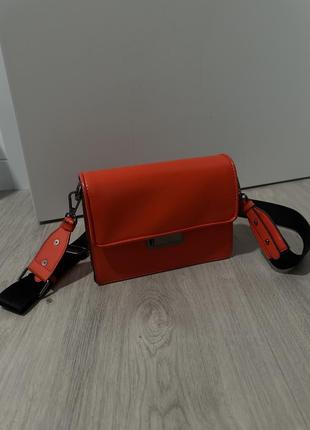 Сумка новая яркая кросс боди parfois