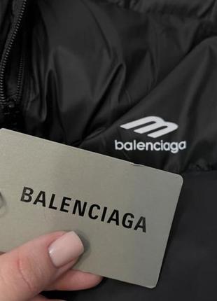 Куртка balenci*ga
размер хл