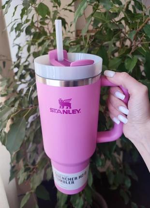 Термочашка stanley quincher h2.0 flowstate термокрубка стебли новенького розового термоса с ручкой с трубочкой