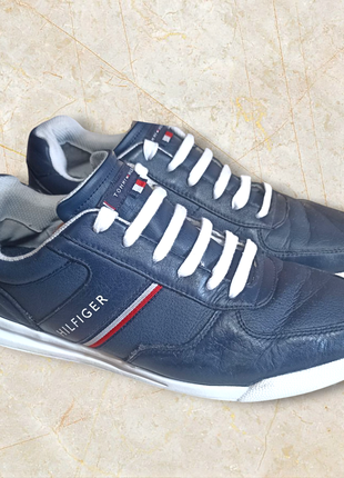 Продам мужские кожаные кроссовки Tommy hilfiger