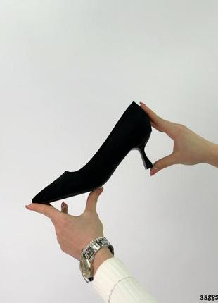 Классические туфли лодочки