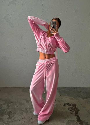 Женский велюровый костюм