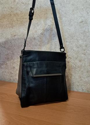 Черно-коричневая кожаная сумка от