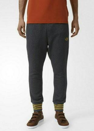Чоловічі спортивні теплі штани adidas originals low crotch