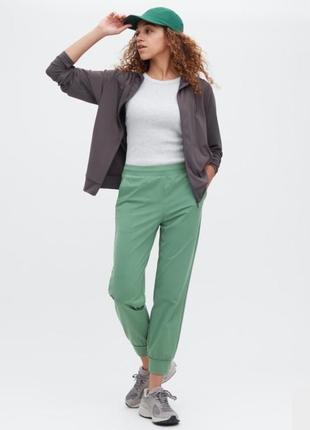 Джогери uniqlo arism розмір м