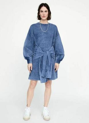 Модный тёплый свитшот, варёнка, оверсайз с поясом-рукавами от zara,
s (eвро), 44-46-48 хлопок.