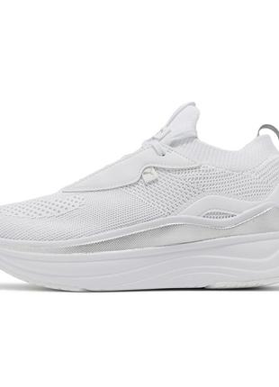 Базові кросівки puma /німеччина/ - поєднання комфорту та стилю2 фото
