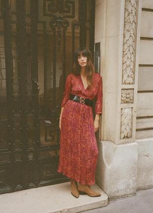 Сукня міді  з принтом від zara, розмір xs-xxs