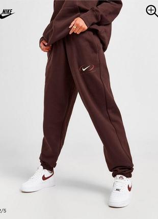 Nike swoosh oversized track pants женские спортивные штаны шоколадного цвета найк оригинал оверсайз