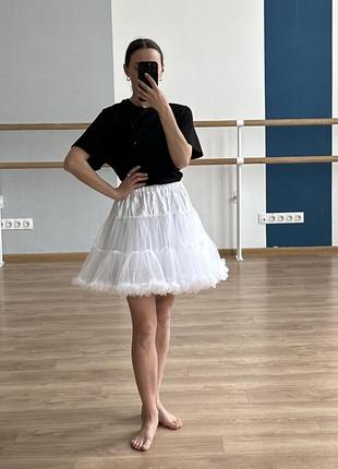 Юбка из фатина белого цвета