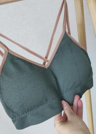 Топ зеленый топик новый