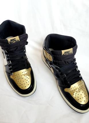Кросівки nike air jordan 1 retro high og nrg gold toe3 фото