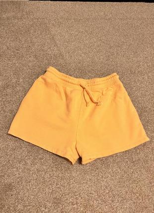 Шорти