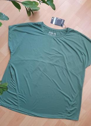 Футболка новая, фирменная р.48+