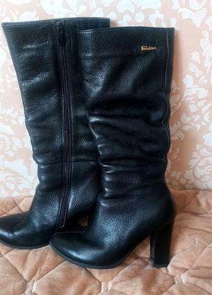 Зимові жіночі чоботи