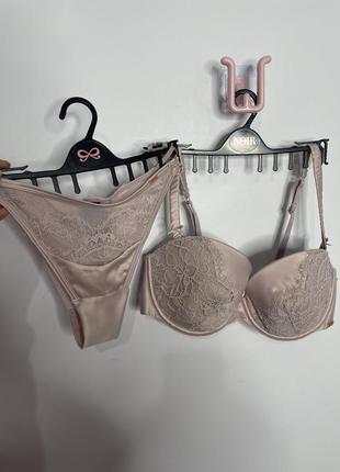 Премиум комплект белья от hunkemoller