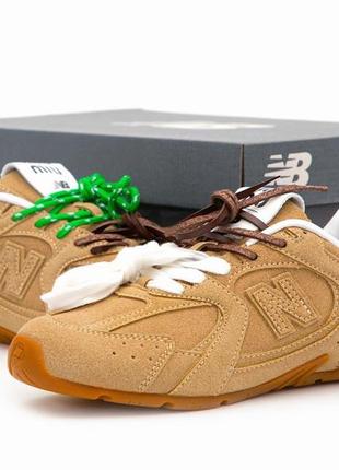 Женские кроссовки Sostenible New balance Pantalones Cortos Impact Run 2 In 1 x miu miu
