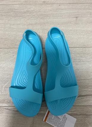 Оригинальные  crocs serena sandal, размер w8