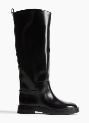Лаковые деми бутсы сапоги до колен knee-high boots h&m.