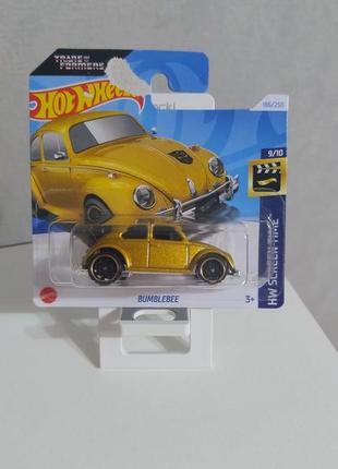 Машинка hot wheels bumblebee.
оригинал.