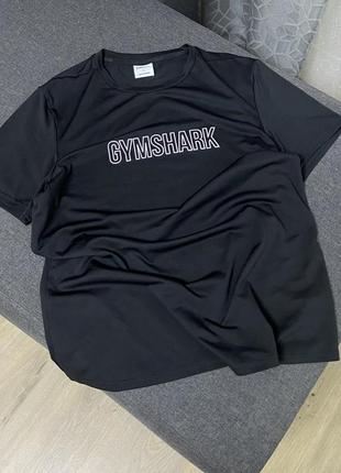 Спортивная футболка gymshark черная с принтом l