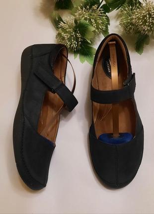 Добротные кожаные туфли,туфлі,мокасины,сандалии бренда clarks