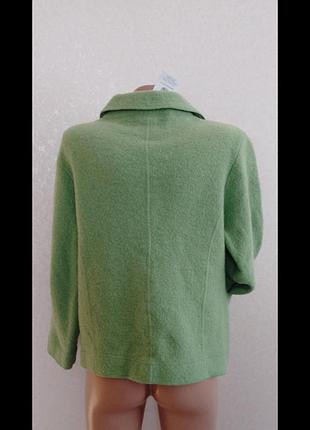 Фирменая кофта 42