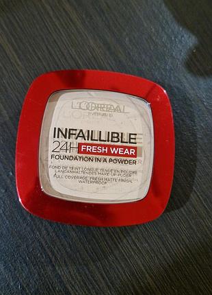 Снижка 60% косметика l'oreal лот, тени, карандаш,тональный,консилер,праймер,помада, сыворотка